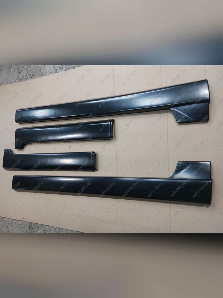 Пластиковые накладки порогов (раздельные) Фанат Тюнинг  Ford Focus (2004-2011) 2 (неокрашенные (глянец под окраску))  с доставкой в г. Пермь