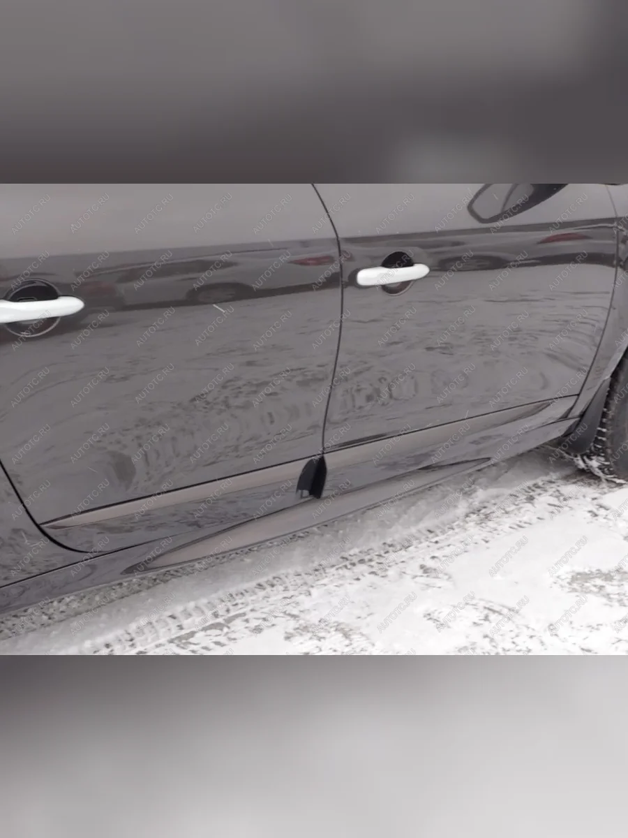 Пластиковые накладки порогов Фанат Тюнинг Renault Fluence дорестайлинг (2010-2012) (неокрашенные (глянец под окраску))  в Керчи Республика Крым