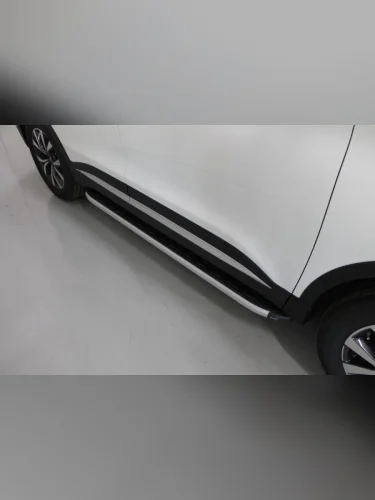 Пороги алюминиевые с пластиковой накладкой 1720 мм Chery Tiggo 7 PRO MAX 4WD 2025