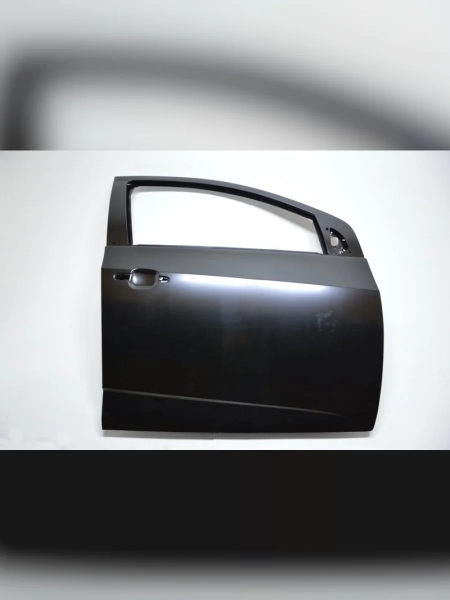 Дверь передняя правая LAUKART Chevrolet Aveo T300 хэтчбек (2011-2015) (неокрашенная)  в Керчи Республика Крым