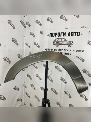 Левая арка Пороги-Авто передних крыльев Cadillac Escalade 2 поколение