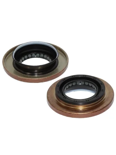 Сальник привода TOYOTA FORTUNERHILUX 15- LH