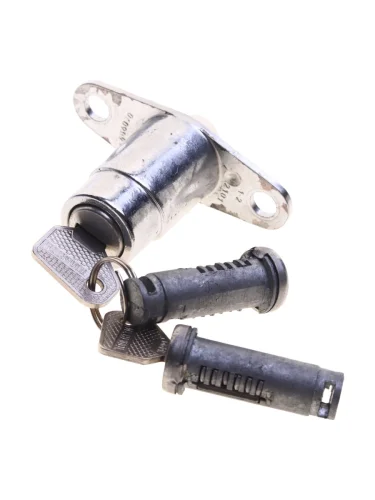 Личинки с замком багажника ВАЗ-2101 в сборе комплект ГРАНД РИАЛ