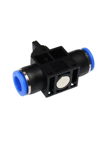 Фитинг для пластиковых трубок 12x12мм с краном ЭВРИКА