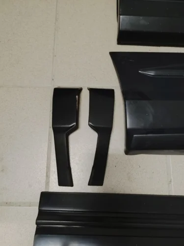 Молдинги дверей YUROL Volkswagen Tiguan  Mk2 (2020-2022) рестайлинг