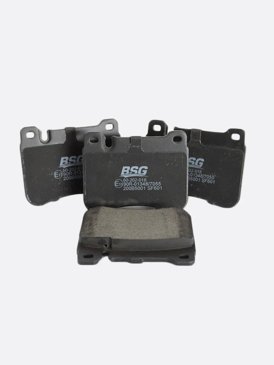 Колодки тормозные MERCEDES C (W203) (00-06) передние (4шт.) BSG  в Керчи Республика Крым