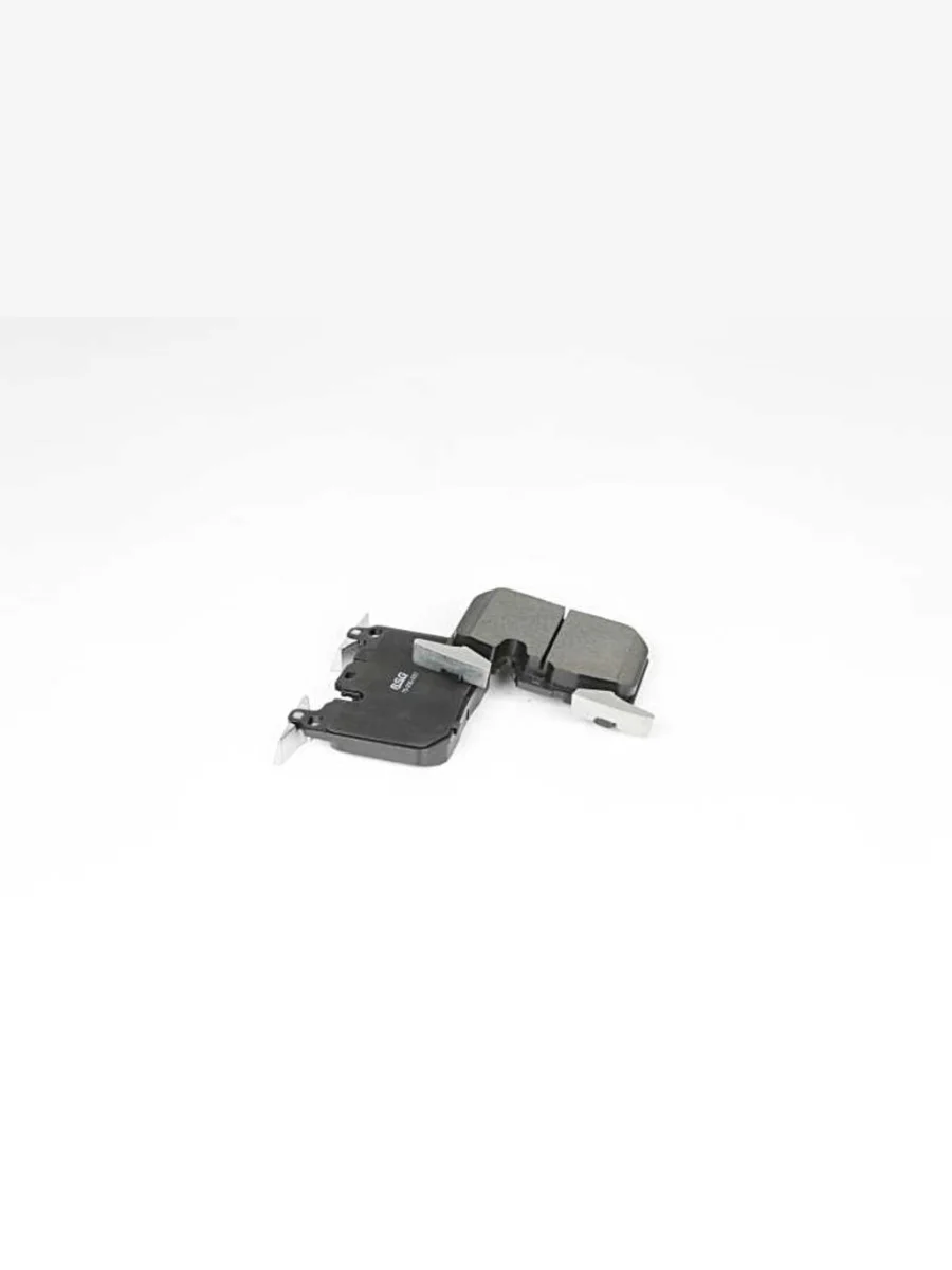 Колодки тормозные BMW 1 (F20,F21),3 (F30,F31,F80) передние (4шт.) BSG  в Керчи Республика Крым