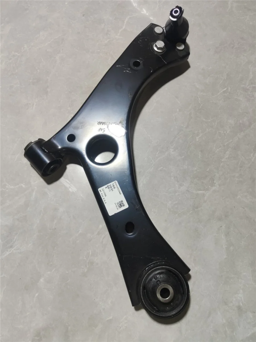 Рычаг CHERY ARRIZO 8 FRRH  в Керчи Республика Крым