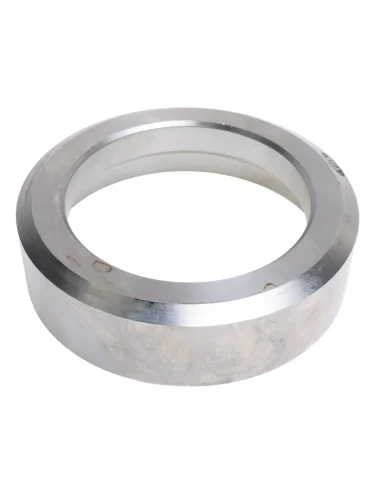 Кольцо КАМАЗ-6520 манжеты ступицы задней каленое КМД