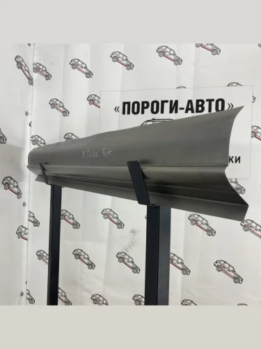 Борт Mitsubishi Delica 4 поколение