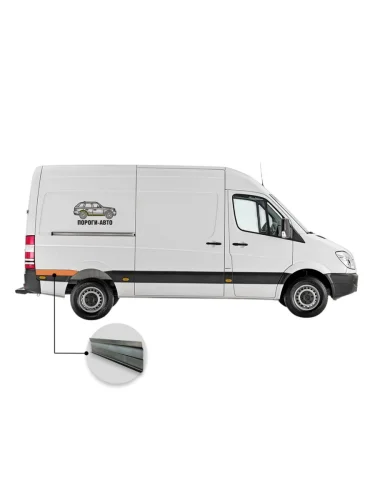Вставка под молдинг кармана за задним правым колесом верхняя Volkswagen Crafter mini