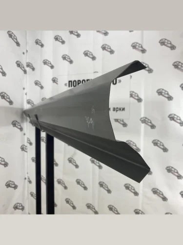 Правый ремонтный порог Пороги-Авто Renault Laguna 3 поколение