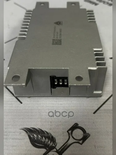 Преобразователь Напряжения 24В12В Howo арт. WG9720580002