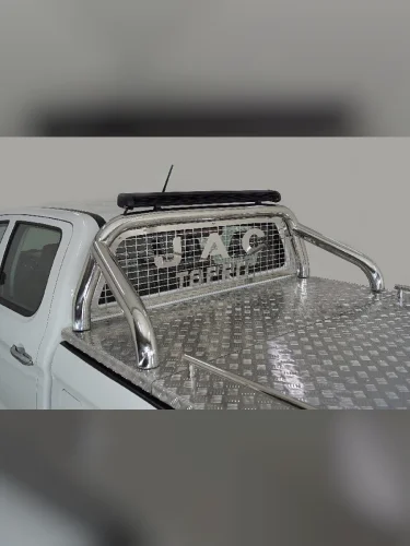 Защита кузова и заднего стекла (для крышки) 76,1 мм со светодиодной фарой Sollers ST8 2025-