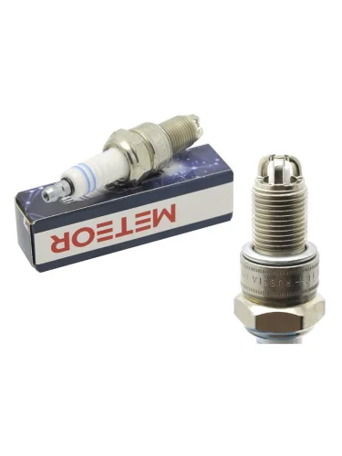 Свеча зажигания AUDISKODAVW 1.61.82.5 95-VAZ 2101-2111 2115 не инжекторные