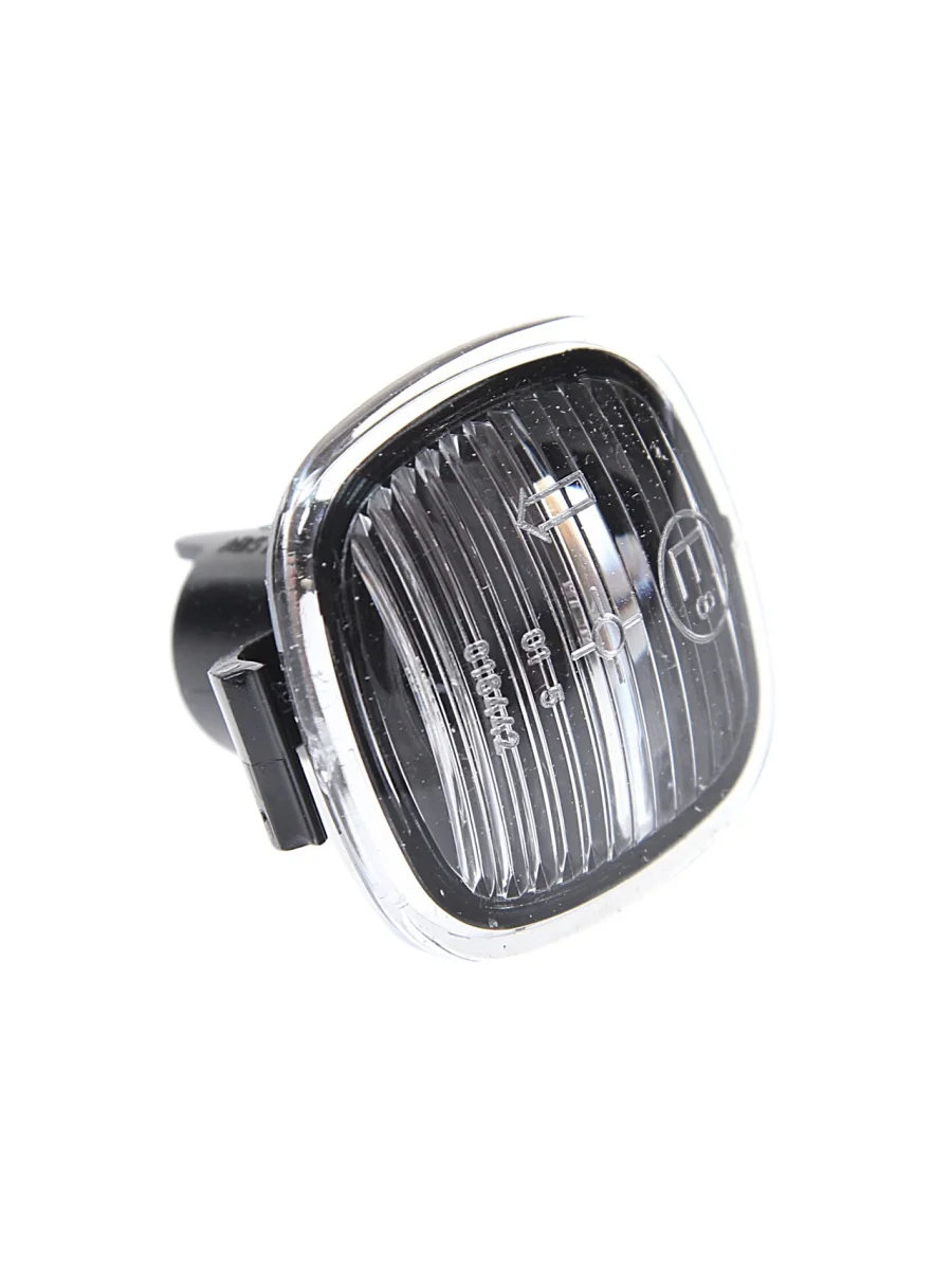 Повторитель поворота SKODA Rapid (13-15) левыйправый OE  в Керчи Республика Крым