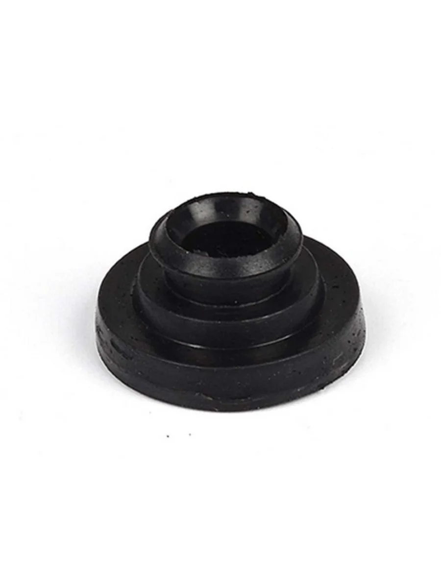 Втулка FORD Fiesta,Focus крышки клапанной BSG  в Керчи Республика Крым