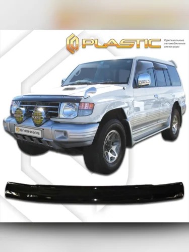 Дефлектор капота Classic черный Mitsubishi Pajero  1992-2000