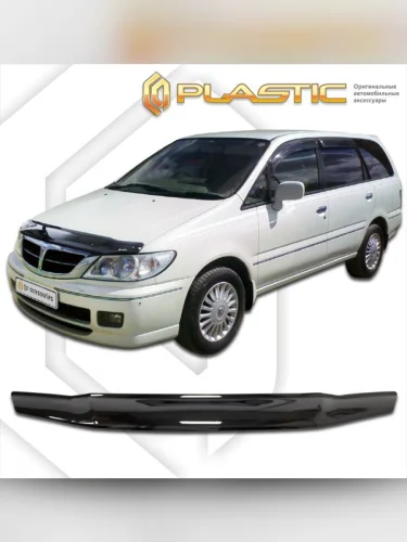 Дефлектор капота Classic черный Nissan Presage  2002–2003