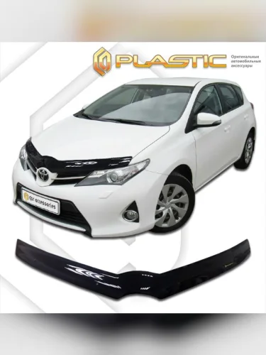 Дефлектор капота Classic черный Toyota Auris  2012-2018