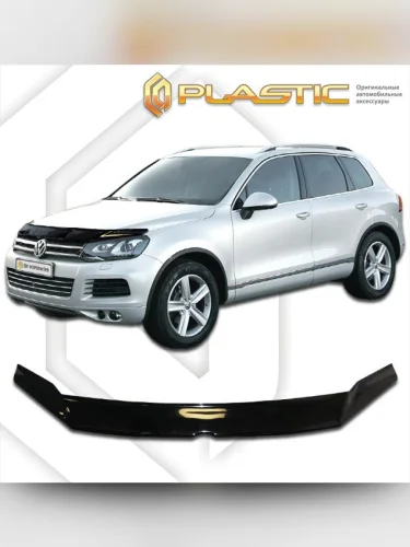 Дефлектор капота (exclusive) Classic черный Volkswagen Touareg  2010-2018