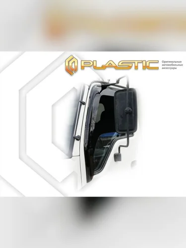 Ветровики дверей Classic полупрозрачный Isuzu NQR  2007-2014