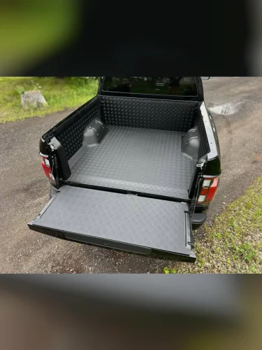 Защитный алюминиевый вкладыш в кузов автомобиля (комплект Black) Foton Tunland V7 2.0 Diesel АКПП 4WD 2024