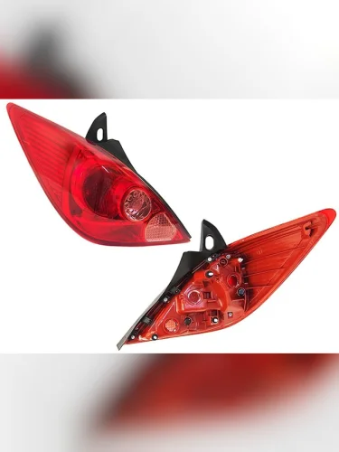 Фонарь задний Nissan Tiida 04-10 (Слева 5D HBK)