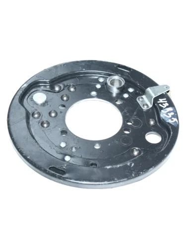 Щит тормоза УРАЛ с осью в сборе URAL