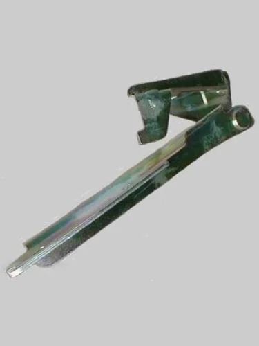 626 93-97 ПЕТЛЯ КАПОТА ЛЕВ (ТАЙВАНЬ)