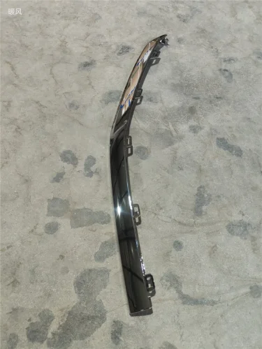 Накладка на бампер GEELY MONJARO FRRH