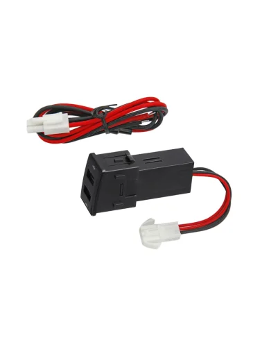 Розетка USB 3,1A для isuzu 40x22  brand: РИФ